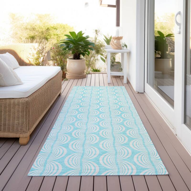 Machine Washable Indoor/ Outdoor Wavy Modern Chantille Rug