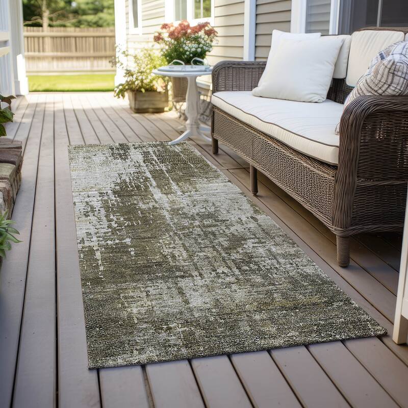 Machine Washable Indoor/ Outdoor Chantille Abstract Ombre Rug - Brown - 2'3" x 7'6"