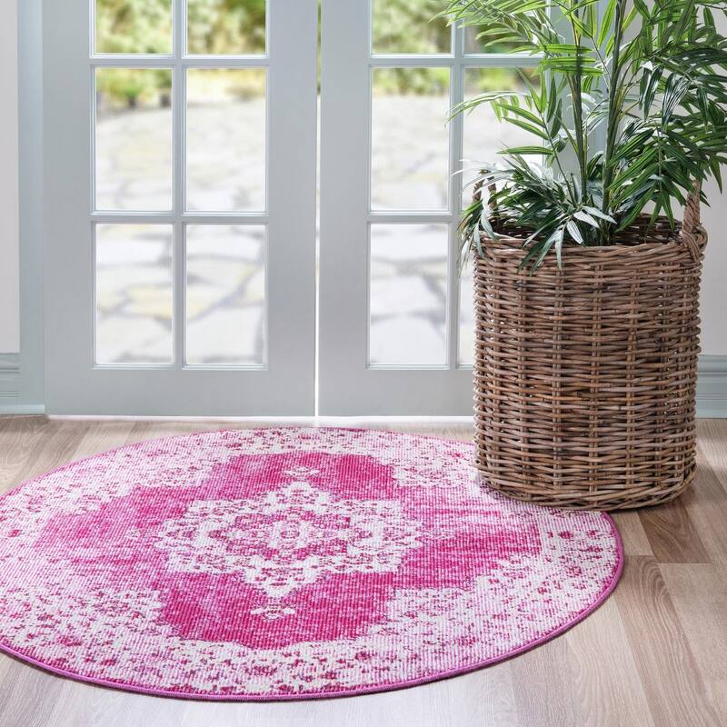 Transitional Kosmas Collection Area Rug