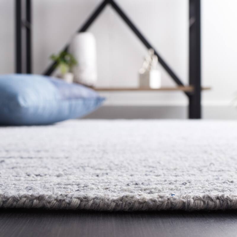 SAFAVIEH Handmade Mirage Adelie Modern Rug