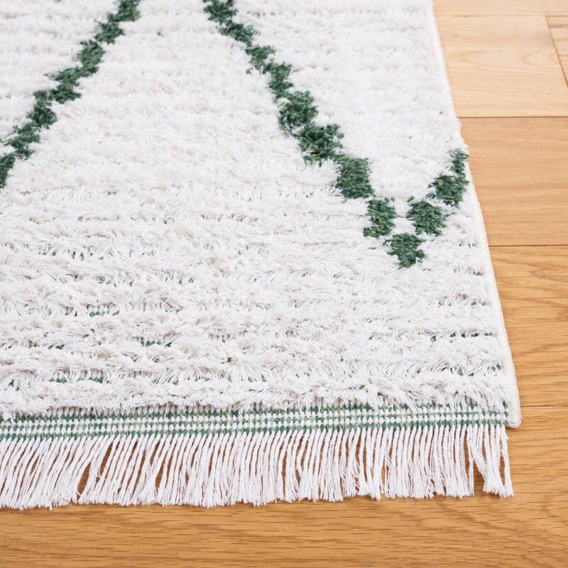SAFAVIEH Augustine Kusum Boho Trellis Fringe Rug