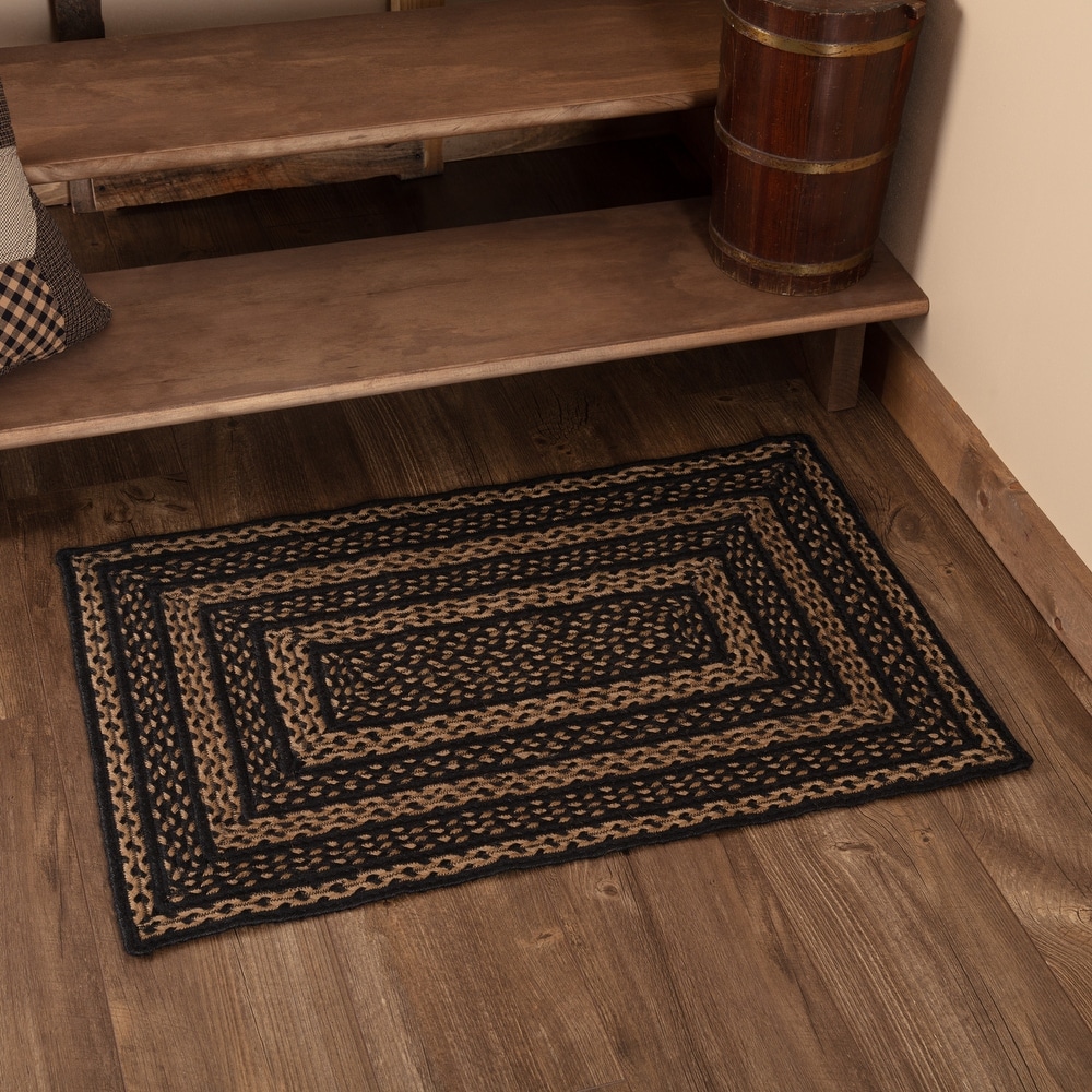 https://ak1.ostkcdn.com/images/products/is/images/direct/966ea7f0393c95a36c362452d55a4a716bffc193/Farmhouse-Jute-Rug-Rect-w--Pad-24x36.jpg