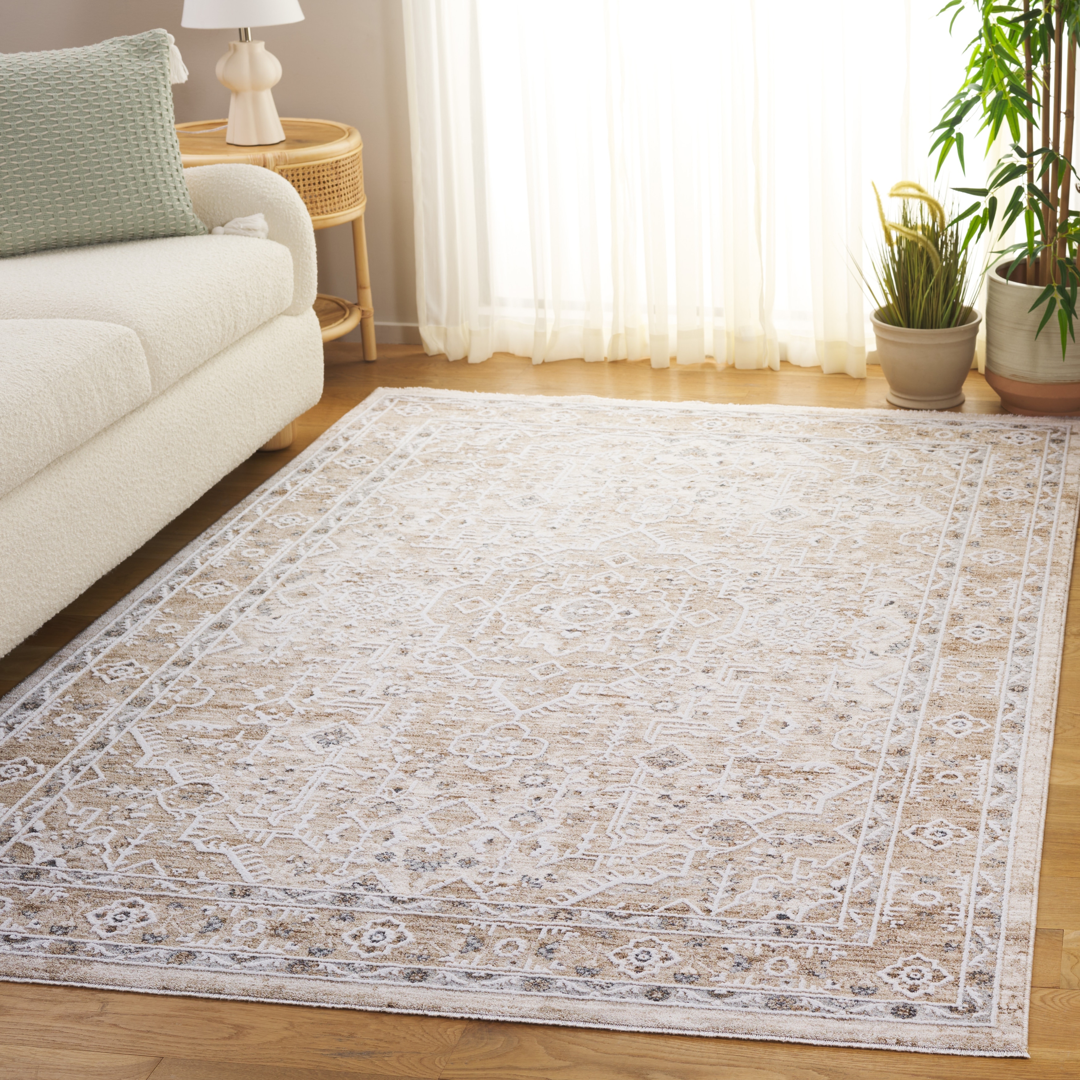 SAFAVIEH Finley Oscarina Vintage Distressed Rug