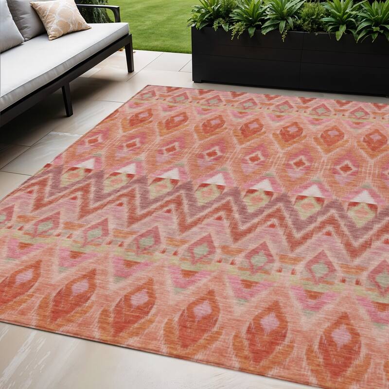 HomeRoots Southwestern Transitional Rectangle Outdoor Rug - 5' X 8'