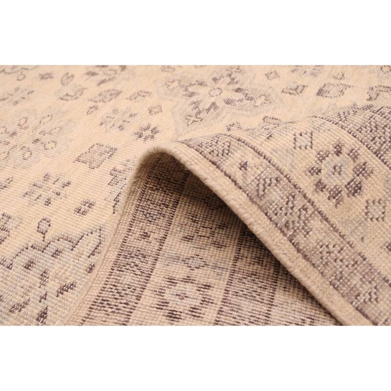 ECARPETGALLERY Hand-knotted Jules Serapi Light Khaki Wool Rug - 5'6 x 7'9