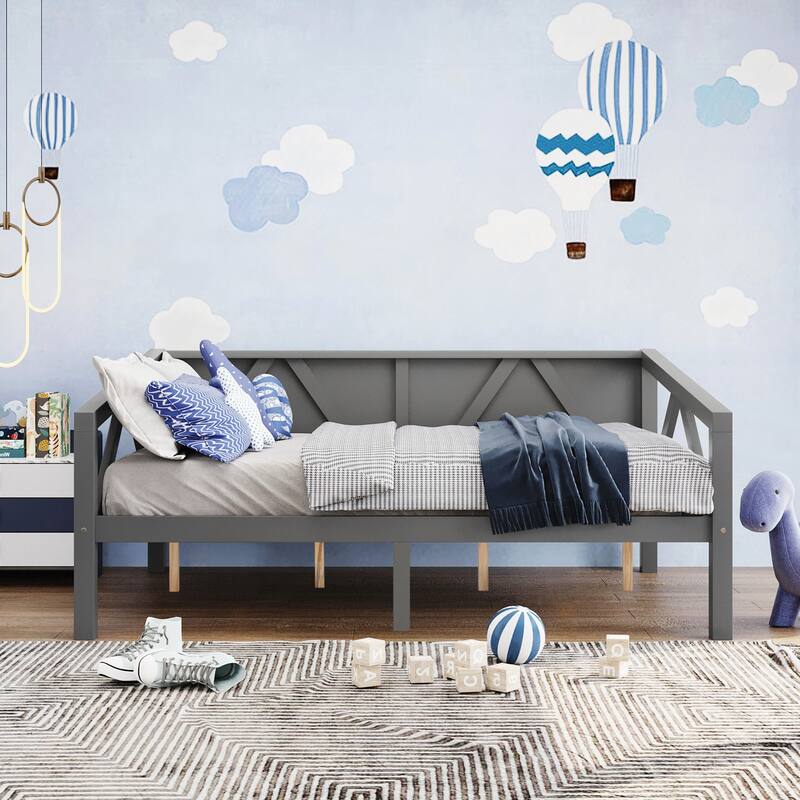 Full size Elegant MultiFunctional Daybed with Sturdy Storage Space - Grey