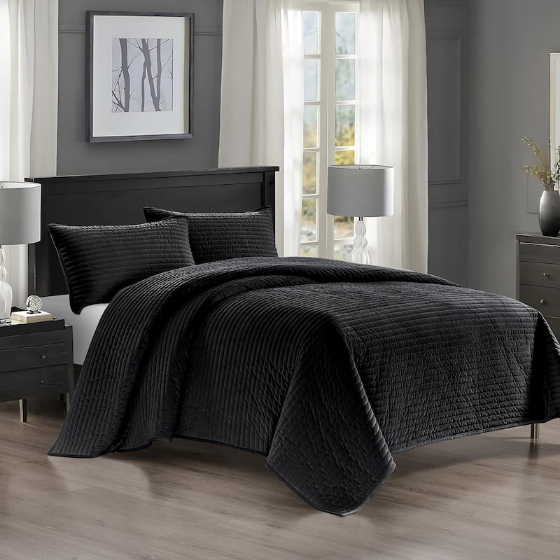 Pointehaven Heavy-Weight Oversized Channel Design Velvet Quilt Sets