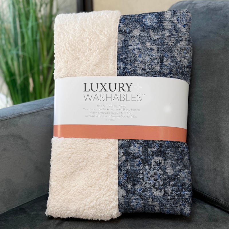 Premium Machine Washable Vintage Traditional Sherpa Throw Blanket