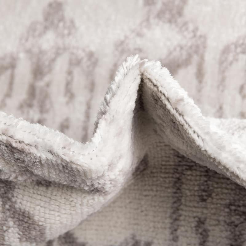 Contemporary Trabzon Collection Area Rug