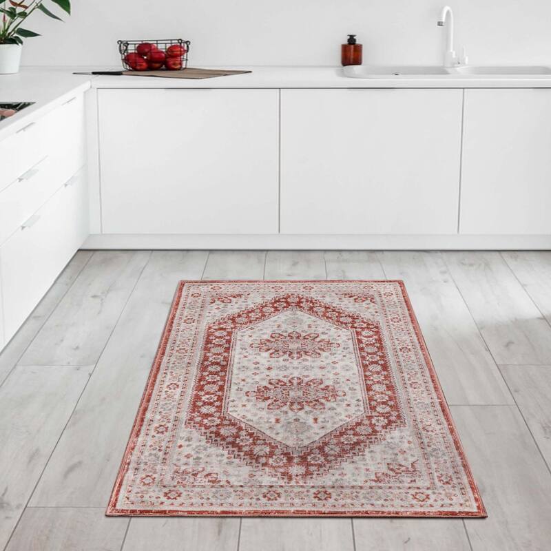 Superior Layland Classic Vintage Medallion Indoor Runner or Area Rug