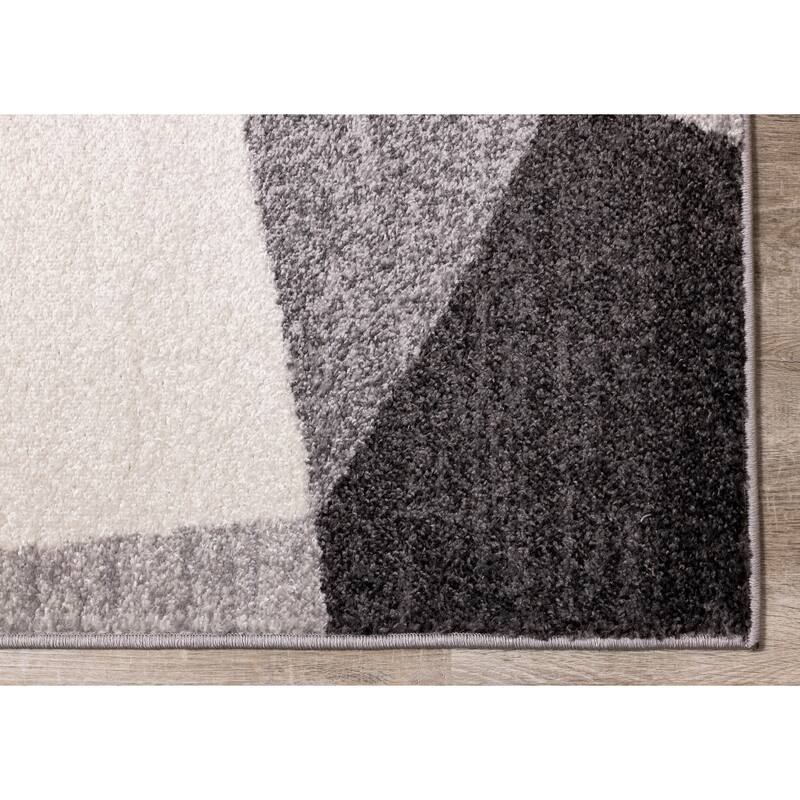 Flynn Collection - Grey/White Geometric Shapes Rug