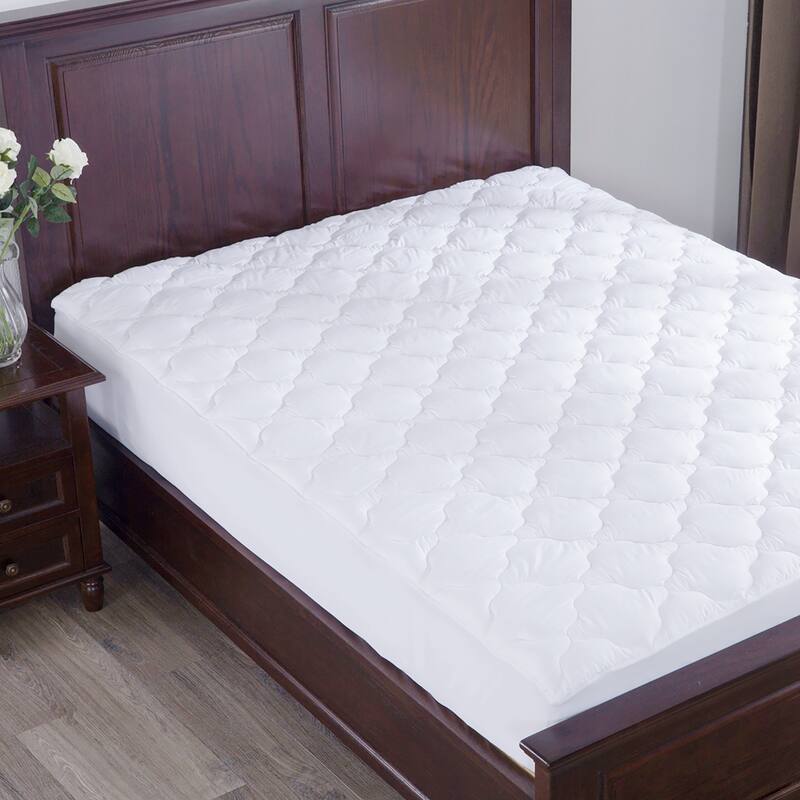 White Four Leaf Clover Quilted Fitted Mattress Pad , Elastic Stretches
