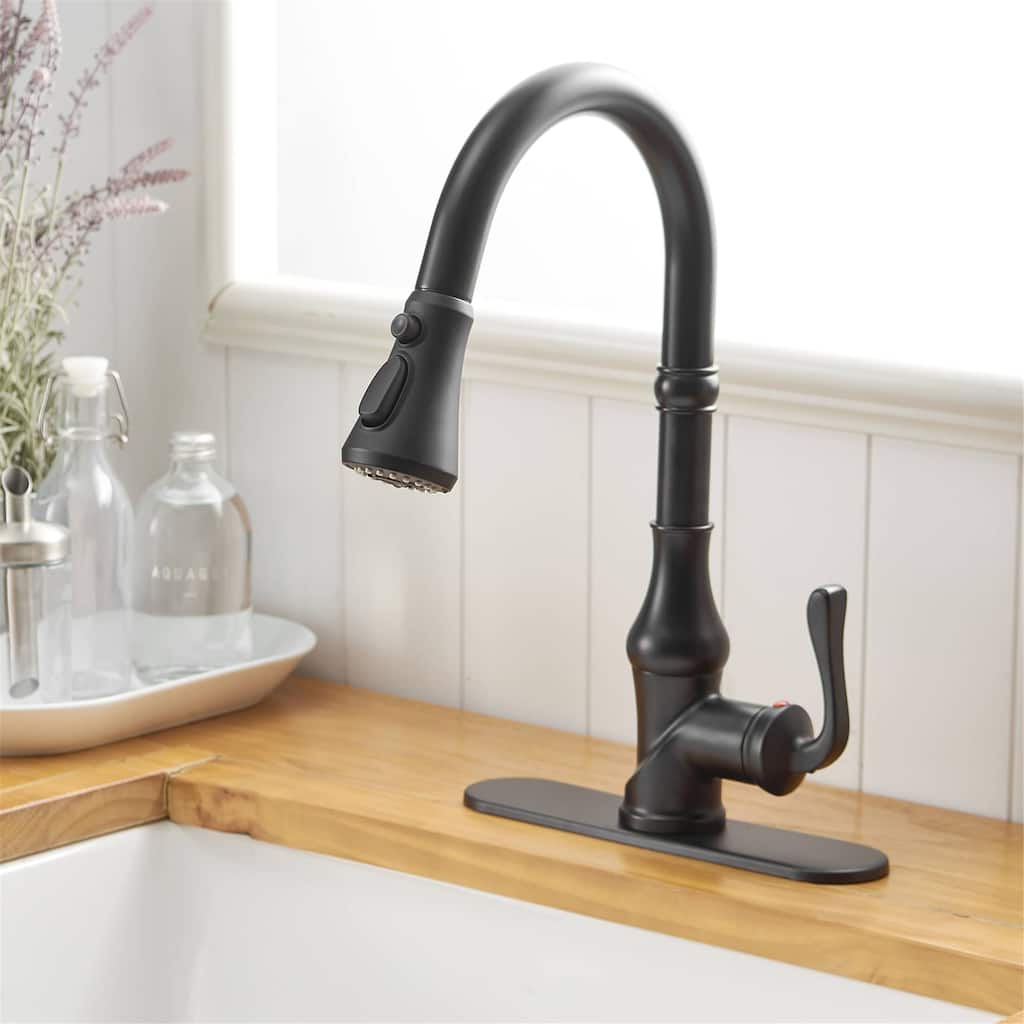 Single Handle Kitchen Faucet With Pull Down Sprayer Modern Kitchen Sink Faucets One Hole Basin Taps With Valve and Deck Plate