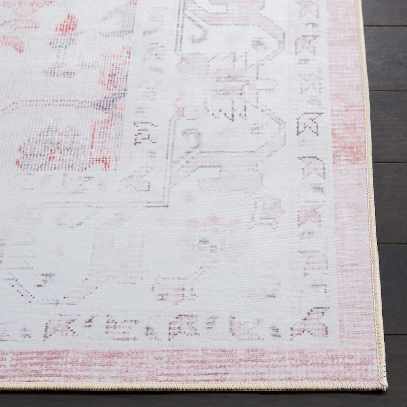 SAFAVIEH Tucson Machine Washable Slip Resistant Eloise Traditional Rug