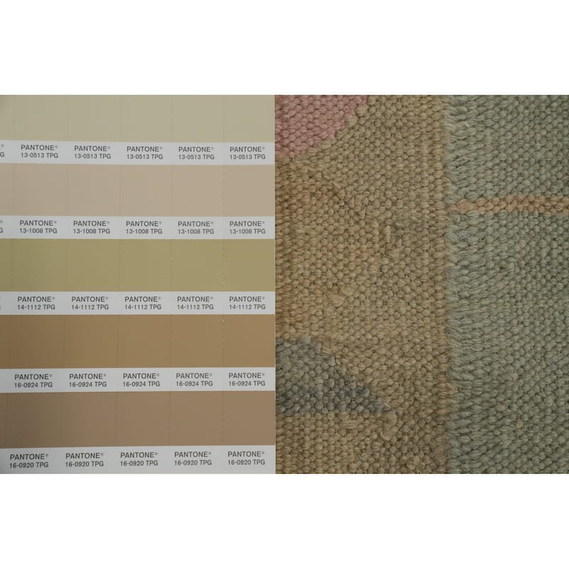 Hand Woven Oriental 100% Wool Carpet Southwestern Tribal Multi-Colored Kilim Area Rug - 5' 10'' X 4' 0''