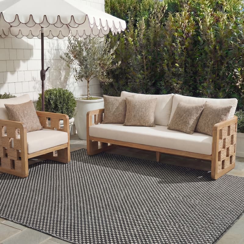 SAFAVIEH Courtyard Begajeta Indoor/Outdoor Waterproof Patio Backyard Rug.