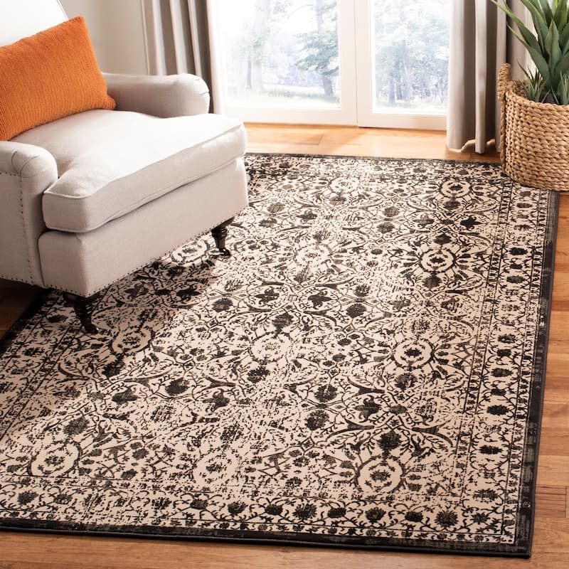 SAFAVIEH Brilliance Ditsa Vintage Boho Distressed Oriental Rug - 5'1" x 7'6" - Creme/Black