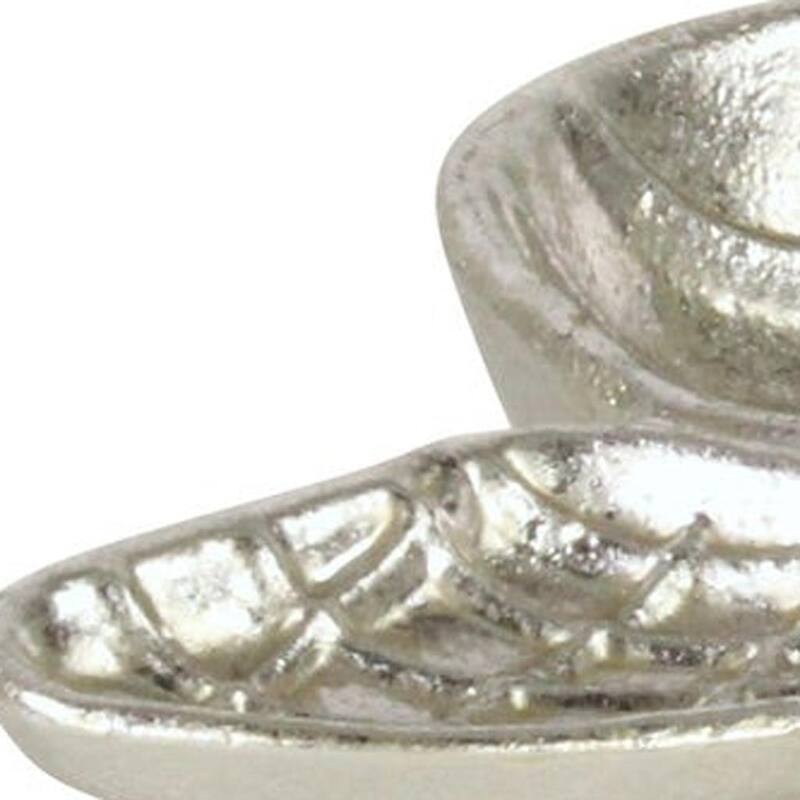 HomeRoots 8" Silver Cast Iron Bumble Bee Trinket Tray - 8.00 in. x 1.25 in. x 6.50 in.