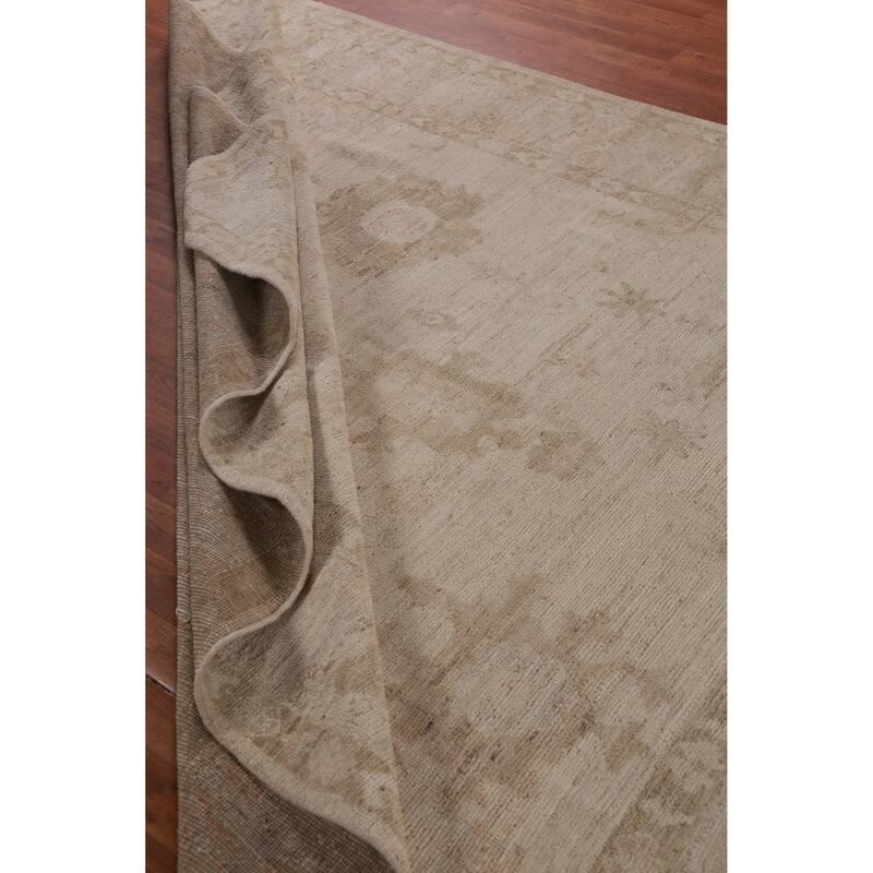 Hand Knotted Oriental 100% Wool Carpet Transitional All-Over Beige & Ivories Oushak Area Rug - 9' 10'' X 7' 8''