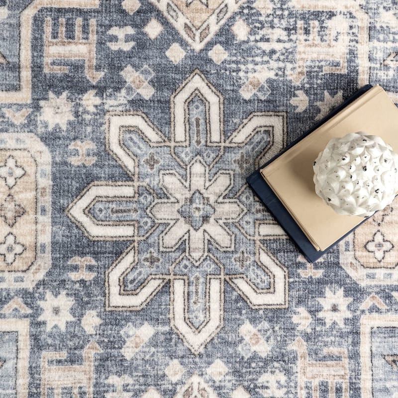 Nuloom Jordan Vintage Medallion Machine Washable Area Rug
