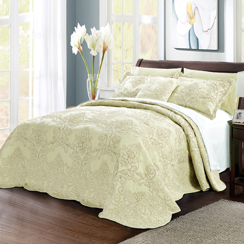 Serenta Damask Oversized 4-piece Bedspread Set - Yellow Green - Oversized King