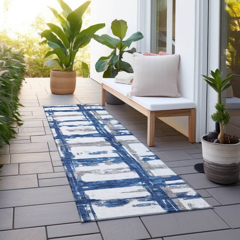 Machine Washable Indoor/ Outdoor Chantille Contemporary Abstract Rug - Navy - 2'3" x 7'6"