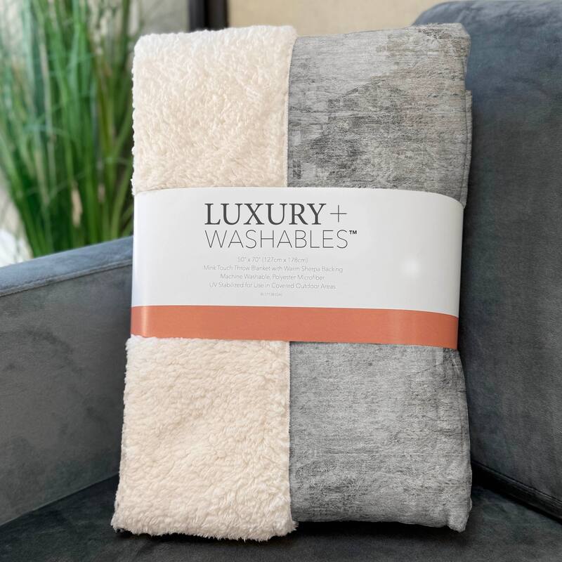 Premium Machine Washable Modern Abstract Sherpa Throw Blanket