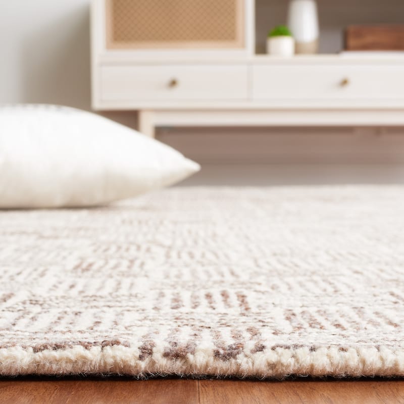 SAFAVIEH Handmade Micro-Loop Courteney Transitional Wool Rug
