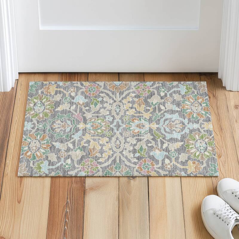 Machine Washable Indoor/ Outdoor Traditional Blanca Chantille Rug