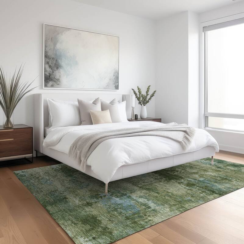 Machine Washable Indoor/ Outdoor Modern Solid Chantille Rug