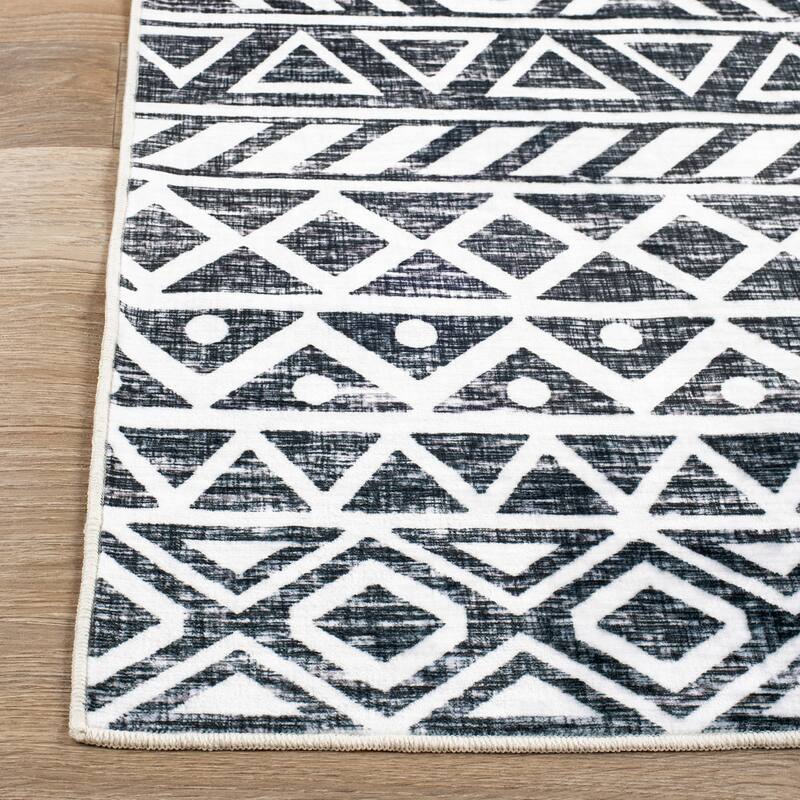 World Rug Gallery Contemporary Distressed Geometric Machine Washable Area Rug