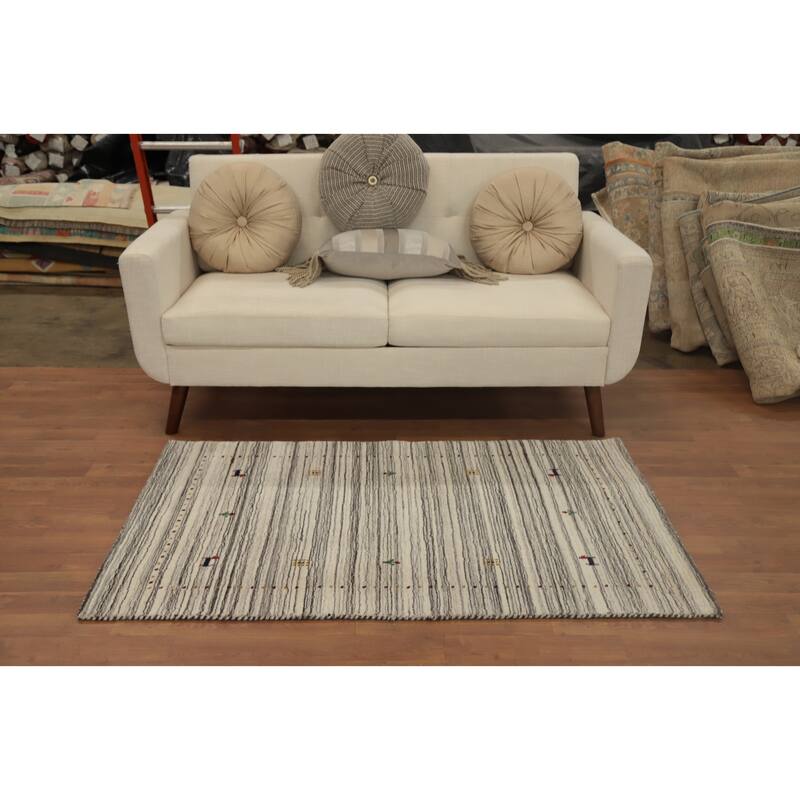 Hand Knotted Oriental 100% Wool Carpet Tribal Animal Pictorial Beige & Ivories Gabbeh Area Rug - 4' 11'' X 3' 0''