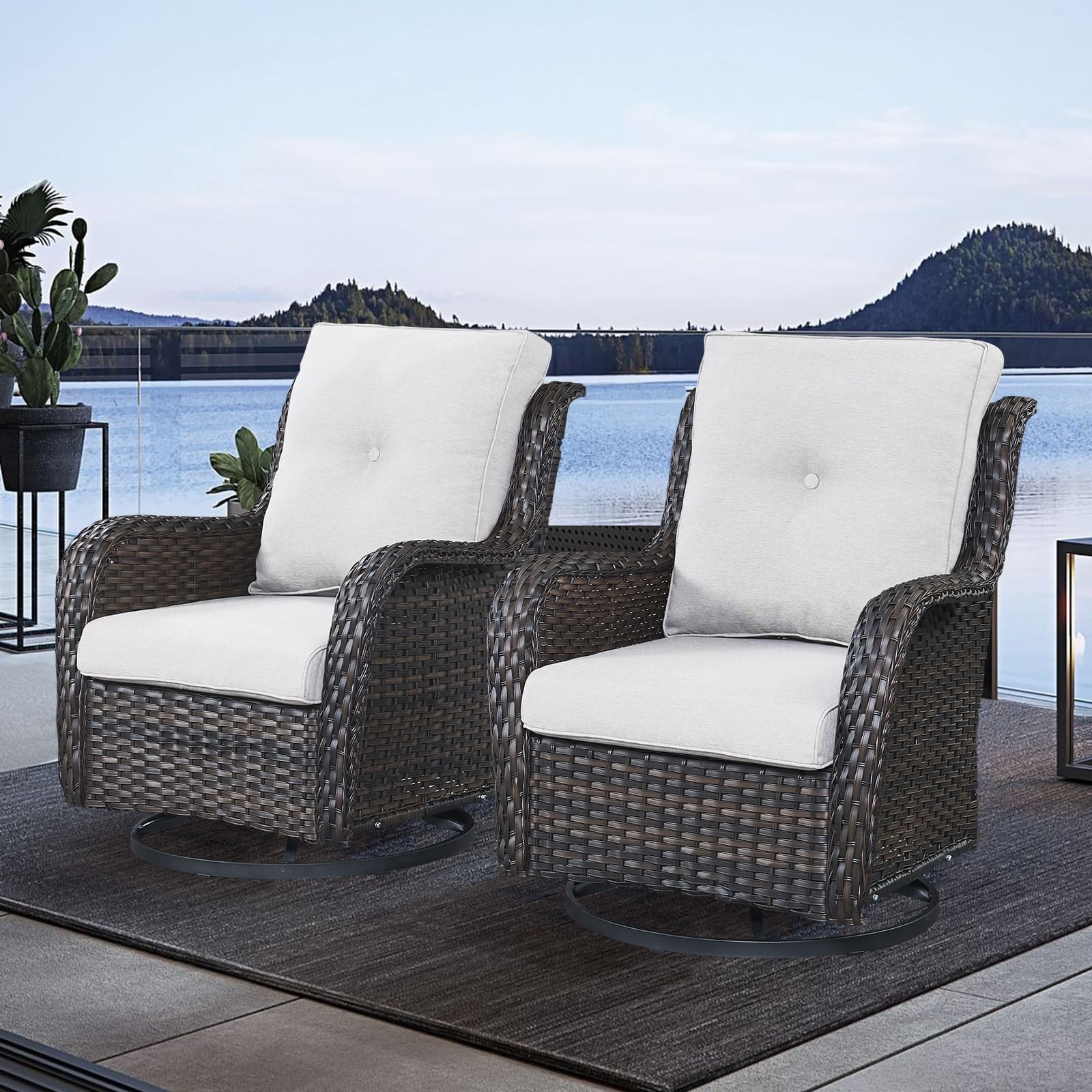 Option Brown Wicker / Beige Cushion
