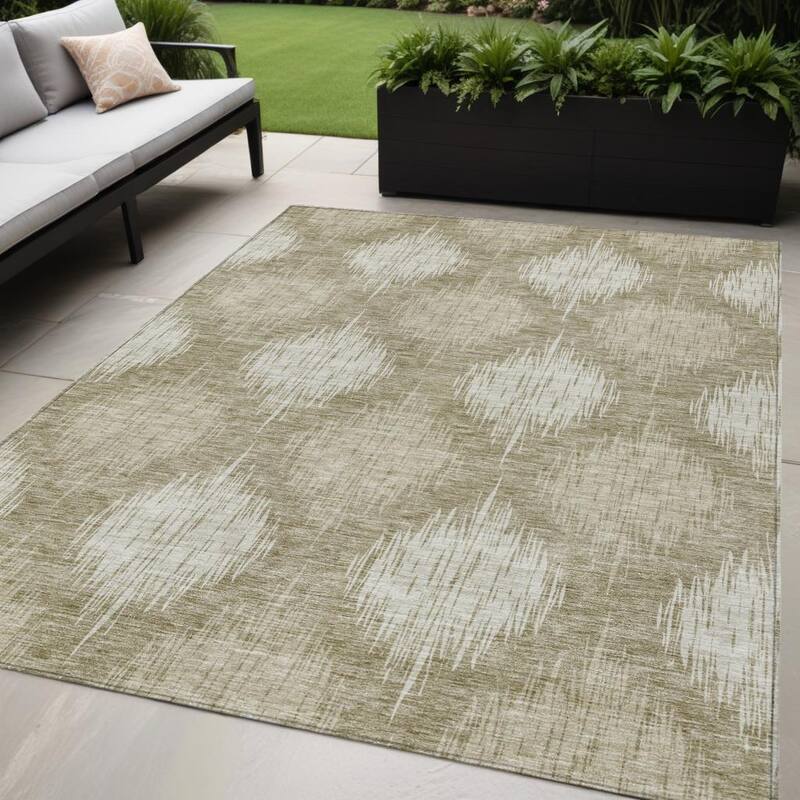HomeRoots Ikat Transitional Rectangle Outdoor Rug - 5' X 8'