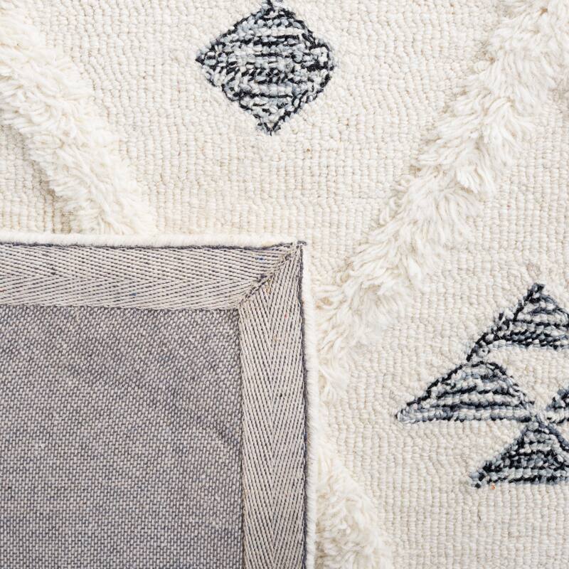 SAFAVIEH Handmade Casablanca Roseliese Wool Rug