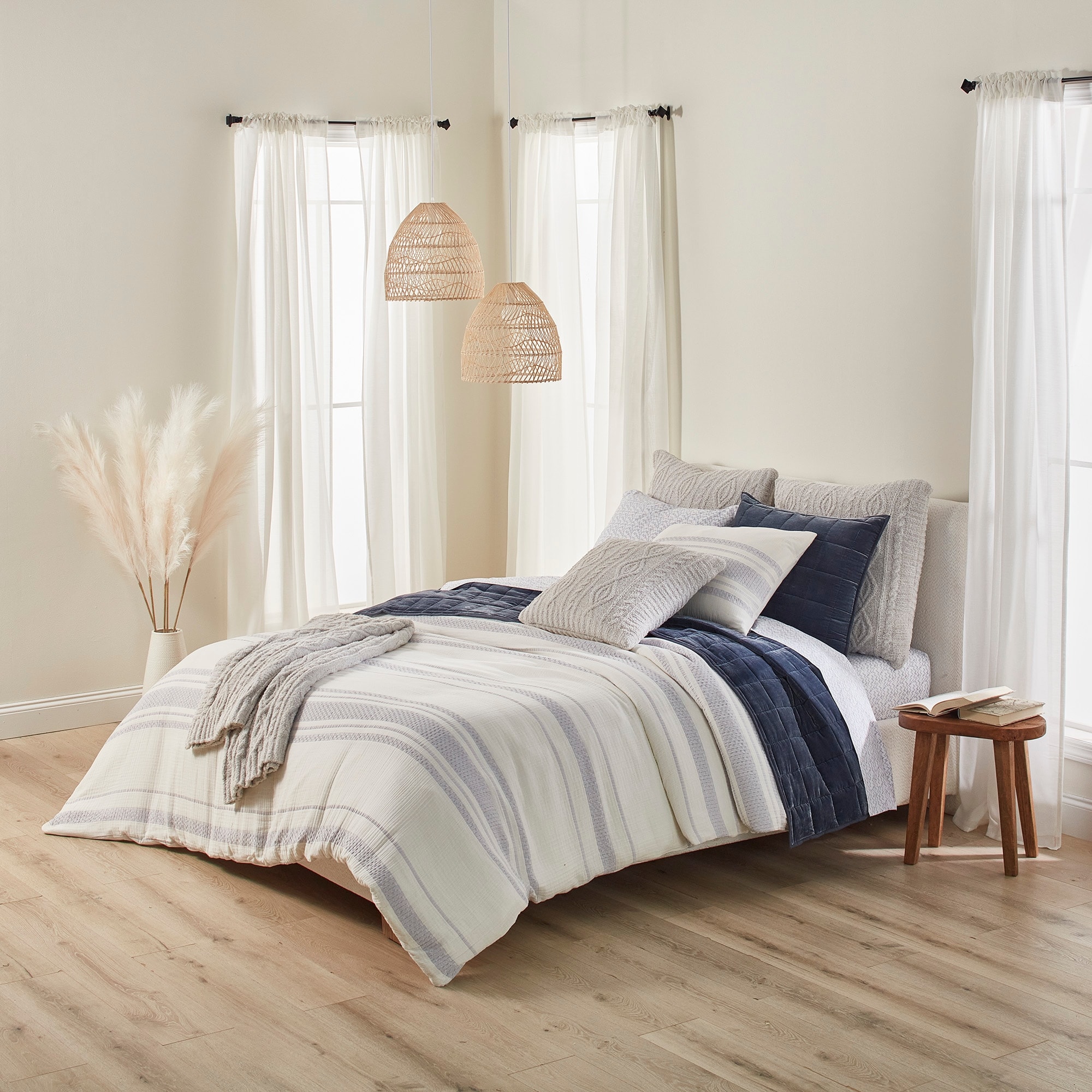 Splendid Pace 3-Piece Cotton Reversible Striped Duvet Cover & Sham Bedding Set