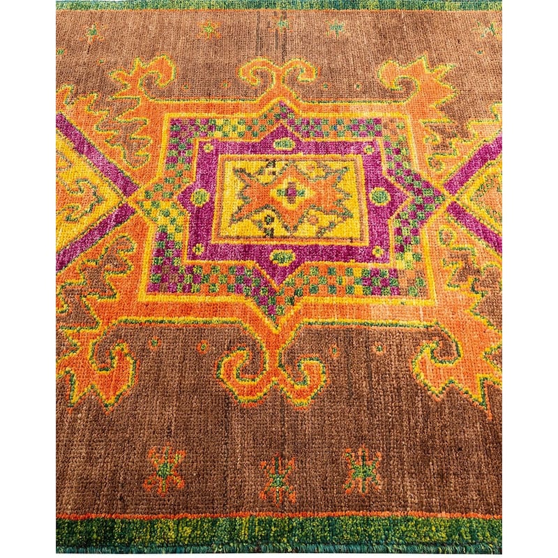 Overton Hand Knotted Wool Vintage Inspired Modern Contemporary Modern Brown Area Rug - 4' 2" x 6' 4"