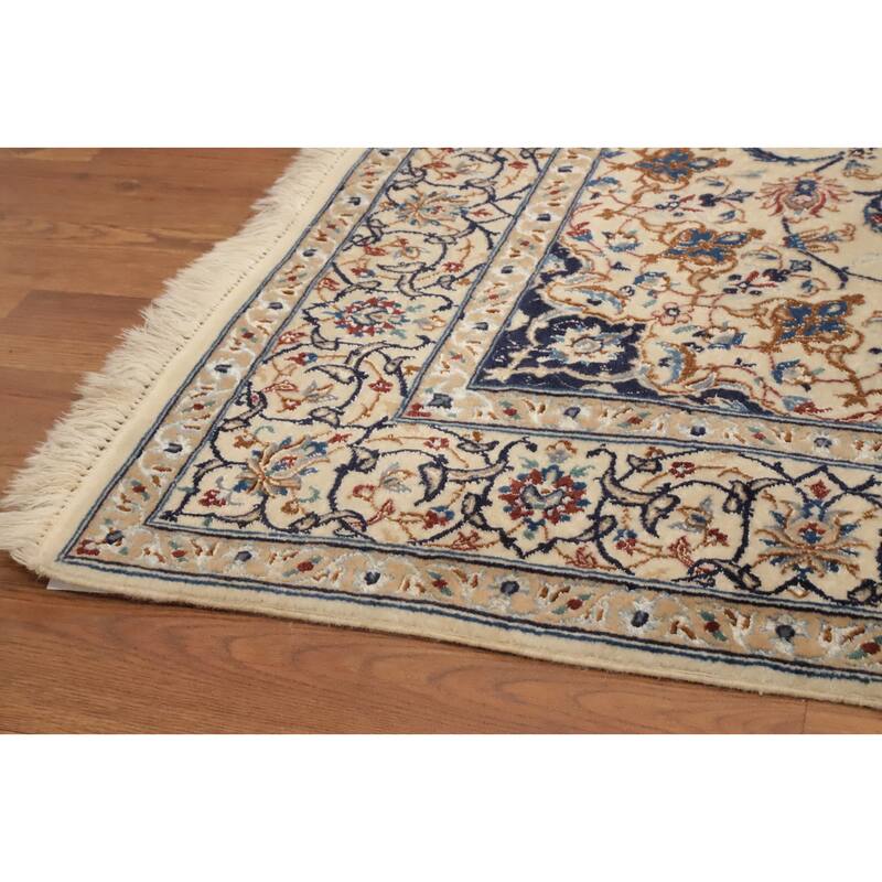 Hand Knotted Oriental 100% Wool Carpet Traditional Floral Beige & Ivories Nain Area Rug - 5' 0'' X 3' 3''