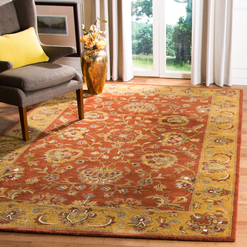 SAFAVIEH Handmade Heritage Flower Field Traditional Oriental Wool Rug - 6' x 9' - Red/Natural - Runner/Rectangle