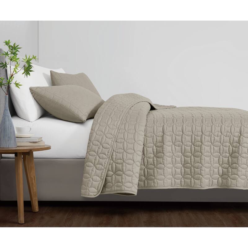 Cannon Geo Circle Solid Quilt Set