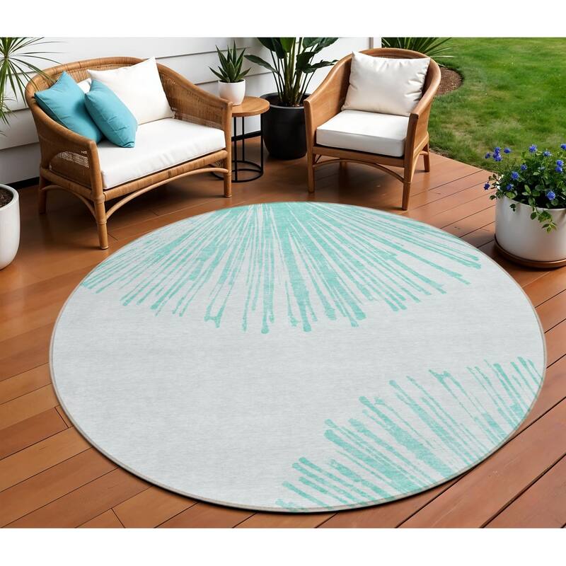 HomeRoots Abstract Transitional Rectangle Outdoor Rug - 8' Round
