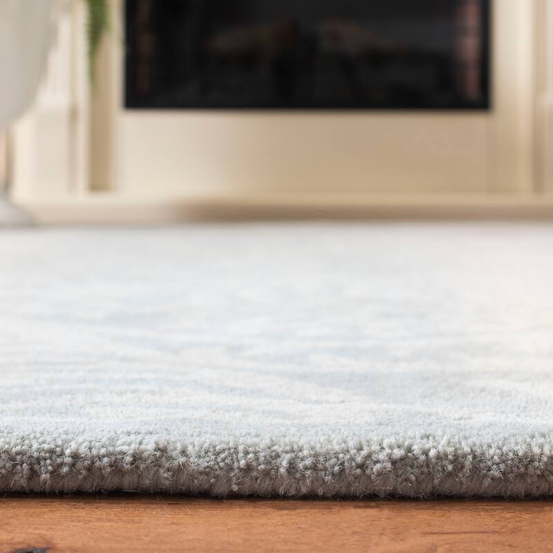 SAFAVIEH Handmade Bella Teresia Modern Floral Wool Rug