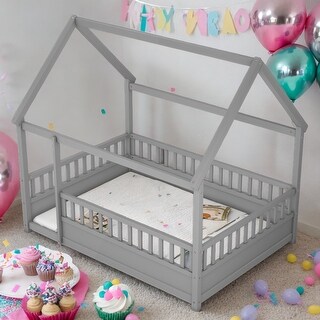 Full Size Floor House Bed with House Roof Frame and Fence Guardrails