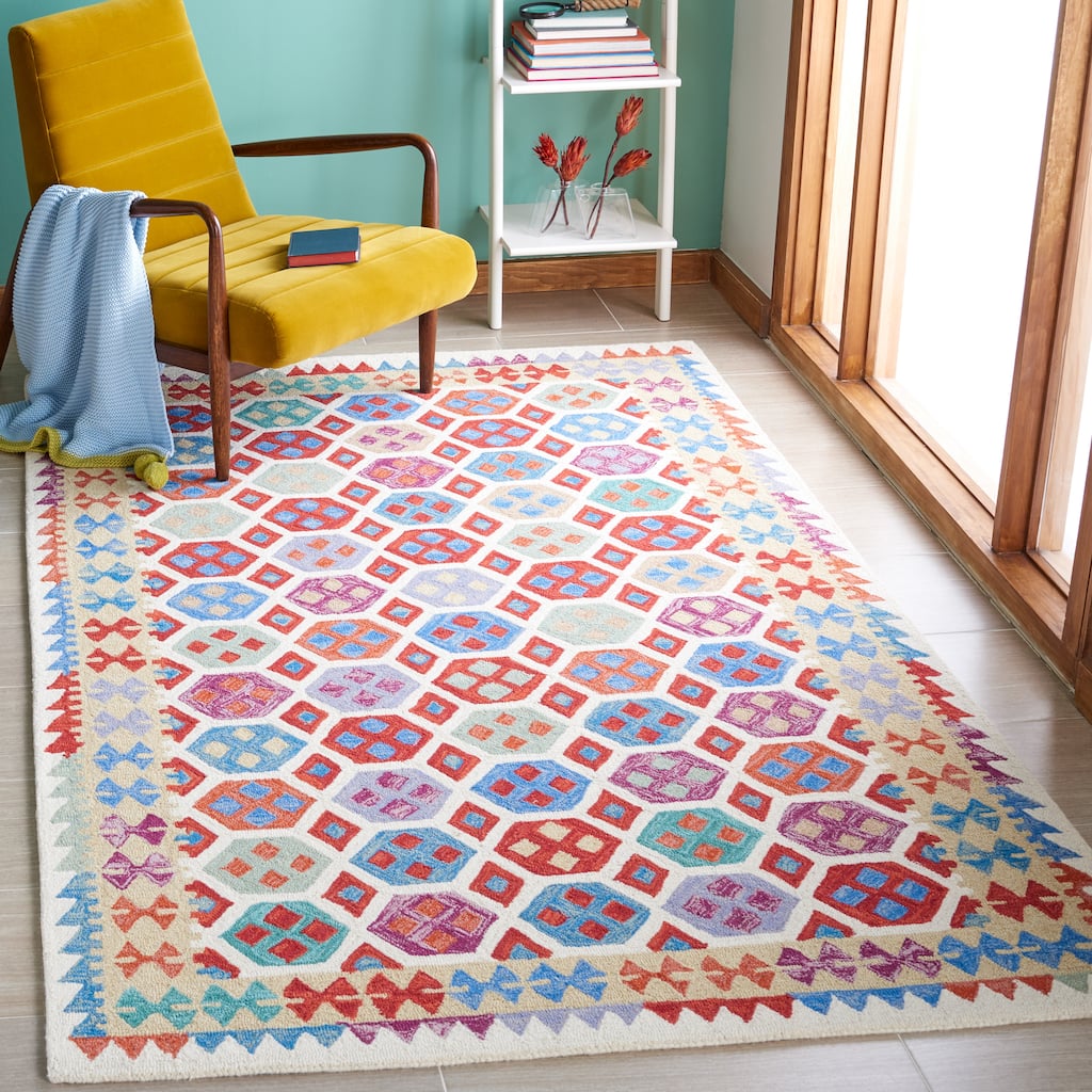 SAFAVIEH Handmade Aspen Enise Boho Wool Rug