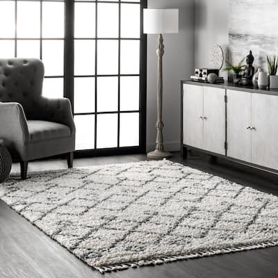Nuloom Transitional Kristi Shag Area Rug