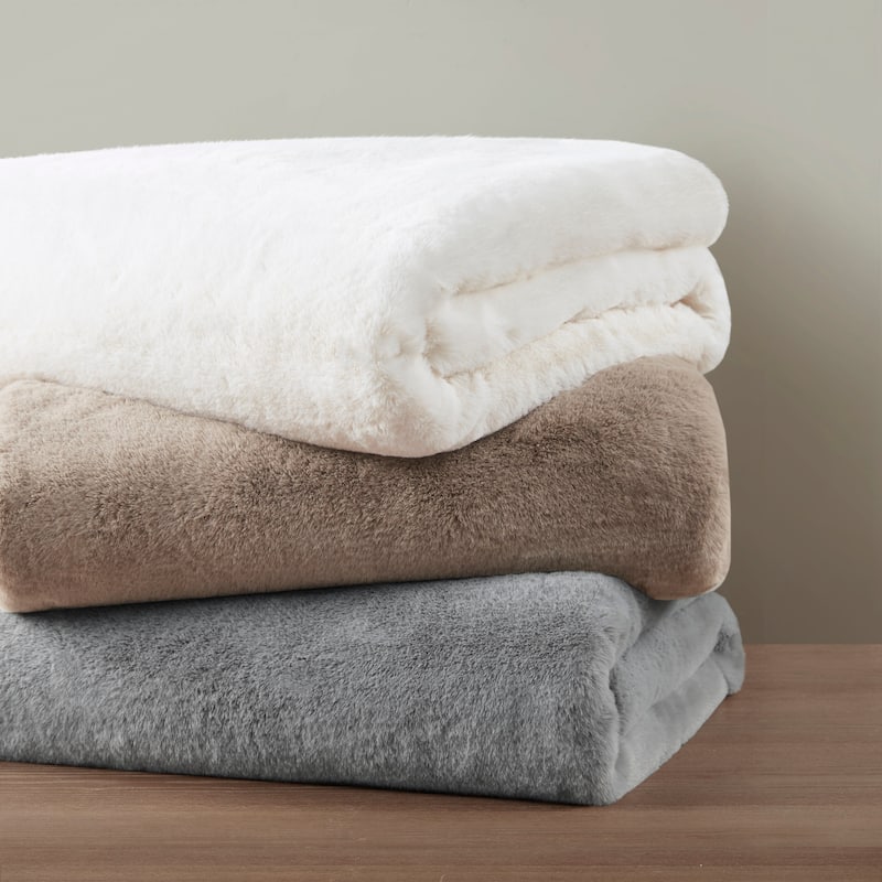Madison Park Sienna Solid Premium Faux Fur Throw
