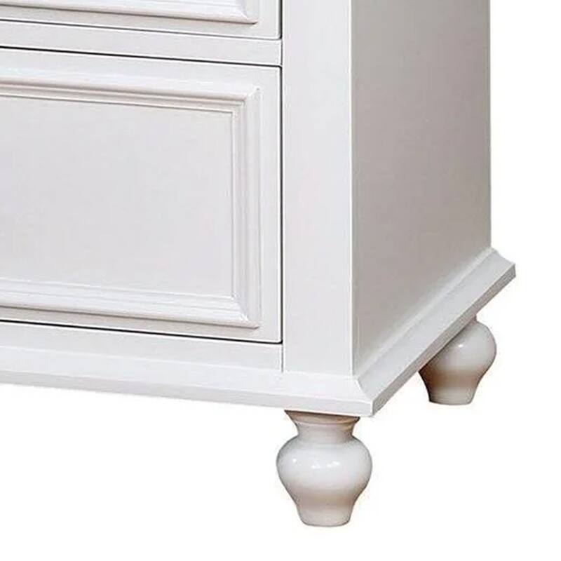 Kny Wide Dresser, 7 Drawers, Turned Feet, Traditional White Solid Wood