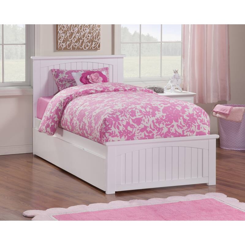 Nantucket Bed with Matching Footboard and Twin XL Trundle