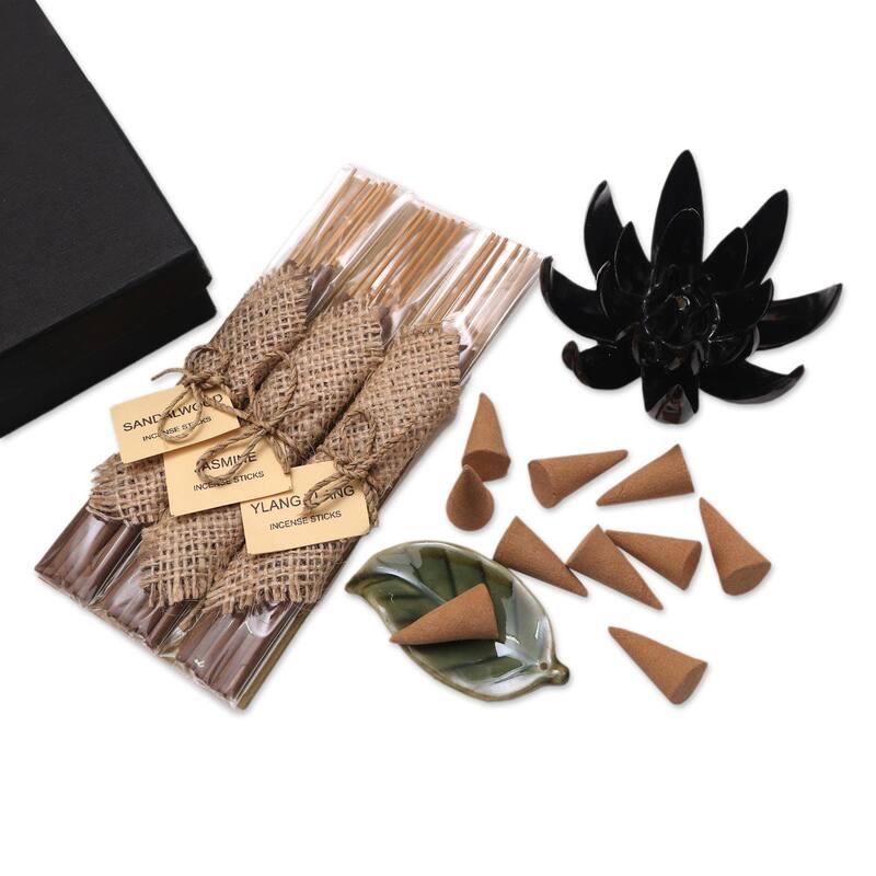 Novica Handmade Blooming Lotus In Black Aromatherapy Gift Set
