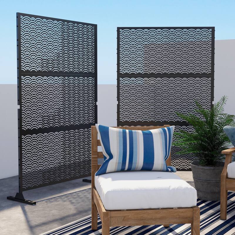 Black Metal Free Standing Outdoor Privacy Screen for Patio Garden